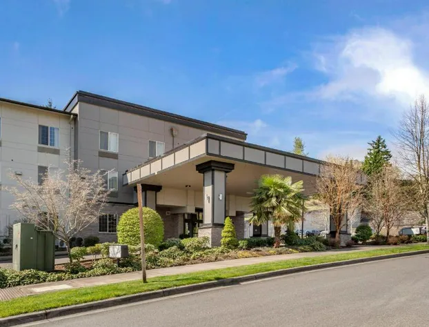 Comfort Suites Eugene University hotel detail image 1