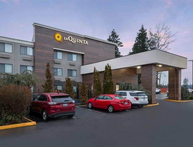 La Quinta Inn by Wyndham Everett hotel detail image 4