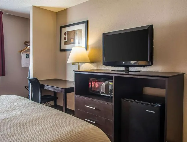 Quality Inn & Suites West Bend hotel detail image 1
