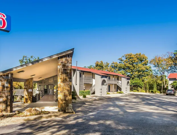 Motel 6 Hot Springs, AR hotel detail image 1