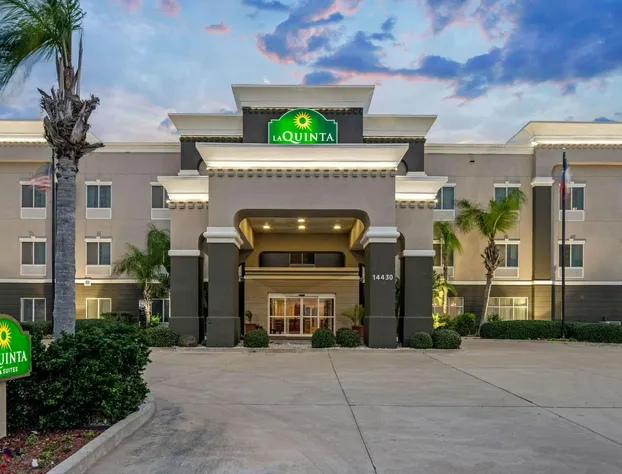 La Quinta Inn & Suites by Wyndham Corpus Christi-N Padre Isl hotel detail image 3