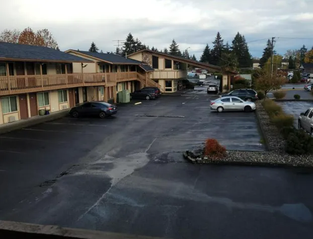 Western Inn Lakewood Tacoma hotel detail image 1