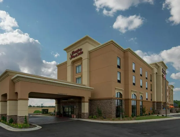 Hampton Inn & Suites Clarksville hotel detail image 1