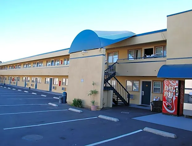 Travelodge by Wyndham San Diego SeaWorld hotel detail image 1