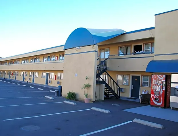 Travelodge by Wyndham San Diego SeaWorld hotel detail image 1