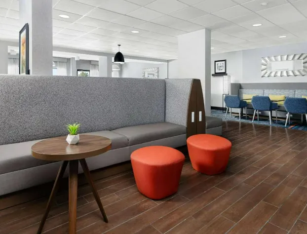 Hampton Inn Memphis-Walnut Grove/Baptist Hospital East hotel detail image 3