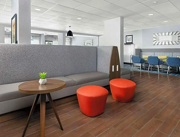 Hampton Inn Memphis-Walnut Grove/Baptist Hospital East hotel detail image 4