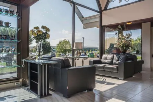 Rodeway Inn Fallsview hotel detail image 1