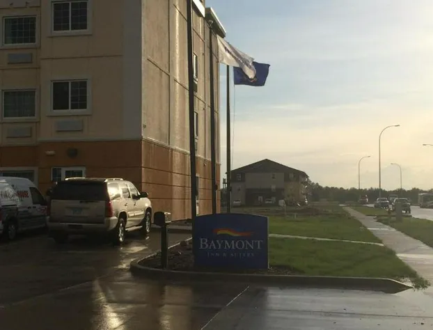 Baymont by Wyndham Minot hotel detail image 4