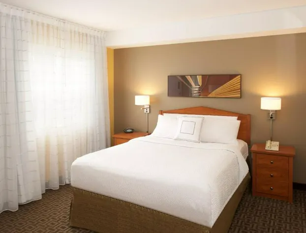 TownePlace Suites by Marriott Seattle Everett/Mukilteo hotel detail image 2