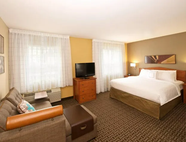 TownePlace Suites by Marriott Seattle Everett/Mukilteo hotel detail image 3