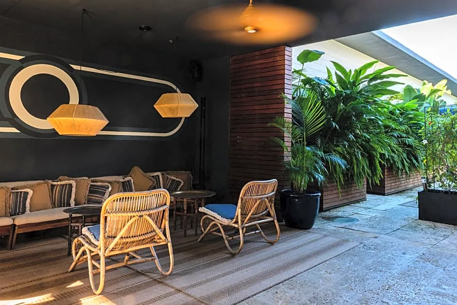 Life House Collins Park (former Vintro Hotel) hotel hero