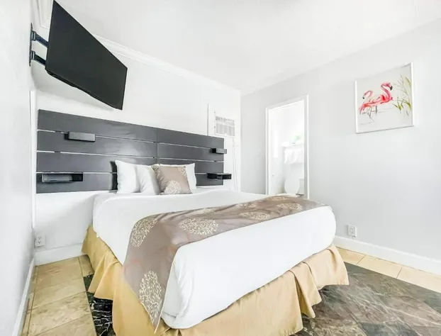 Hollywood Beach Blue Wave hotel detail image 4