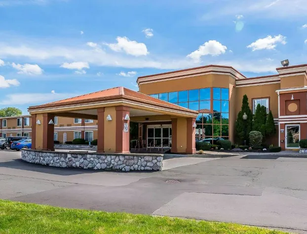 Quality Inn & Suites Albany Airport hotel detail image 1