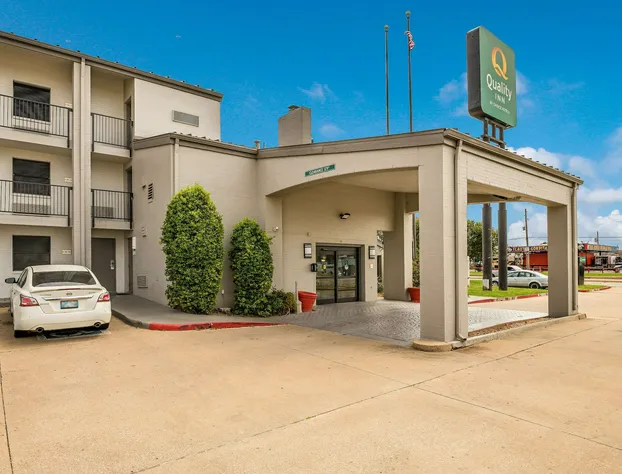 Quality Inn Tulsa Central hotel detail image 2