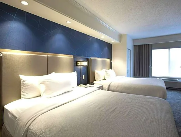 SpringHill Suites by Marriott Savannah I-95 hotel detail image 4