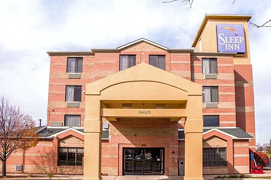 Sleep Inn Tinley Park I-80 near Amphitheatre-Convention Center hotel hero