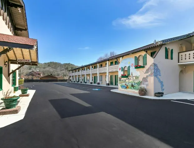 Quality Inn Downtown Helen hotel detail image 3