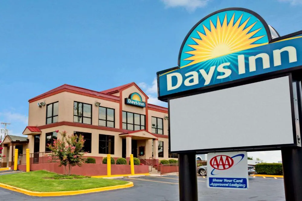 Days Inn by Wyndham Lawrenceville hotel hero