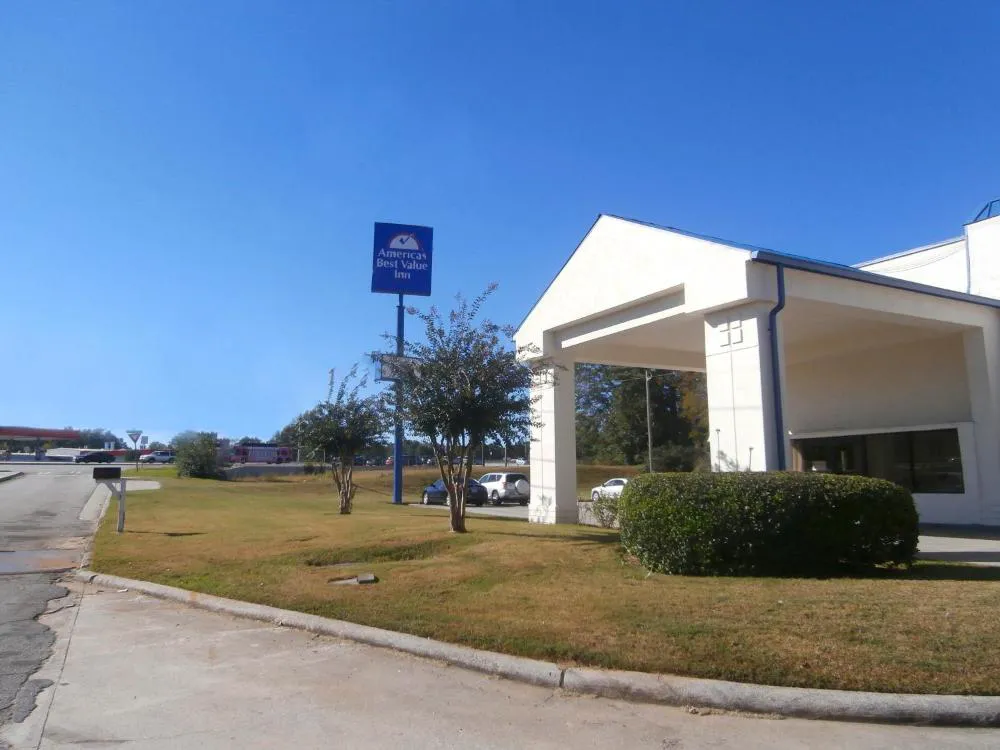 Americas Best Value Inn Tucker hotel hero