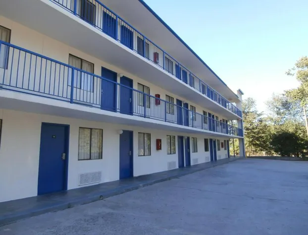 Americas Best Value Inn Tucker hotel detail image 2