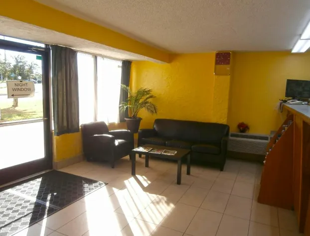 Americas Best Value Inn Tucker hotel detail image 4