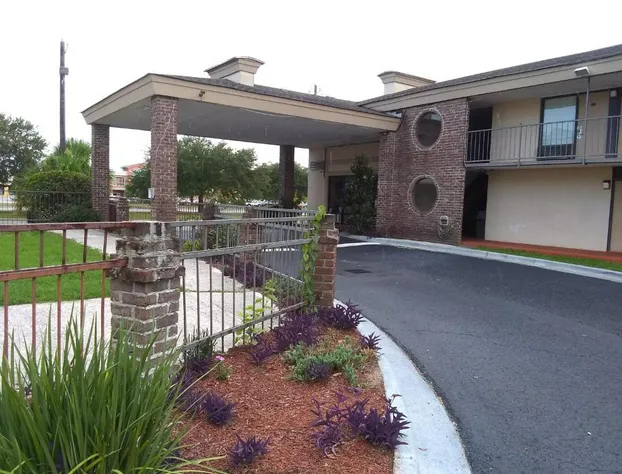 Gateway Inn - Savannah hotel detail image 2