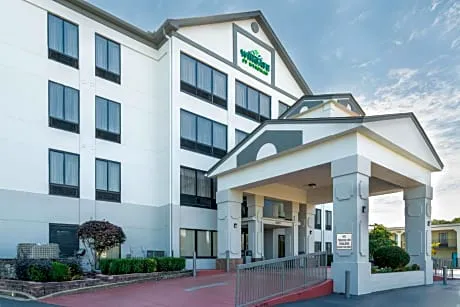 Wingate by Wyndham Memphis East hotel detail image 2