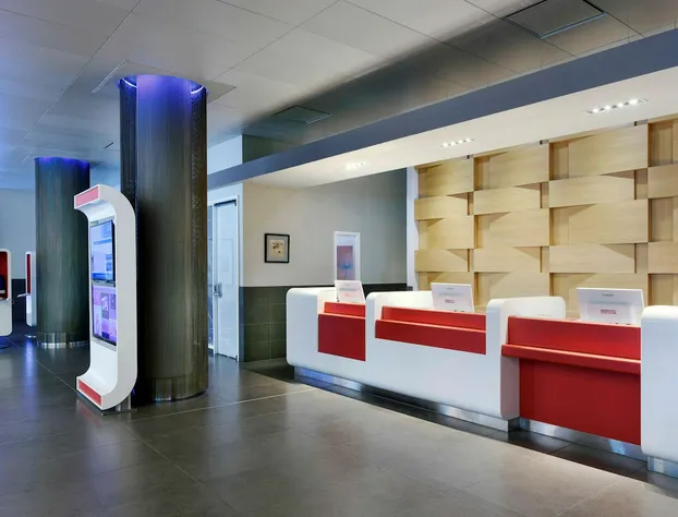 DoubleTree by Hilton Ottawa Downtown hotel detail image 2