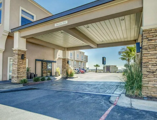 Comfort Inn & Suites El Paso I-10 Airport Area hotel detail image 2