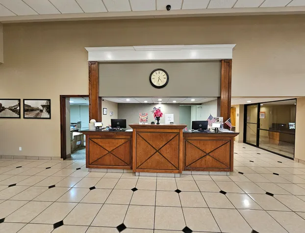 Clarion Inn & Suites Roswell hotel detail image 2