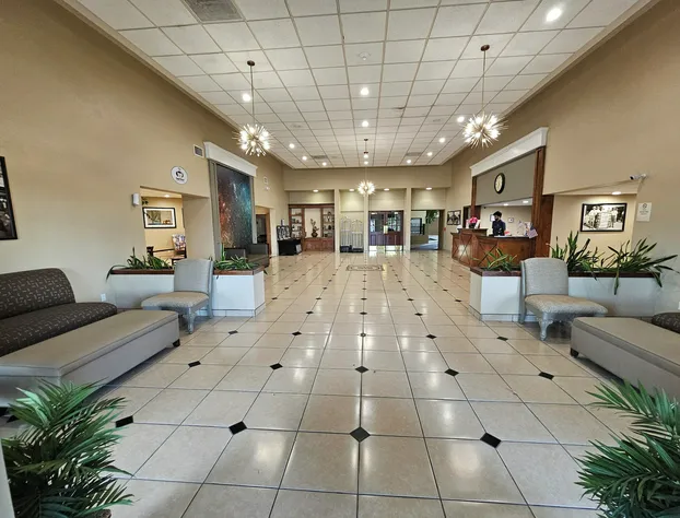 Clarion Inn & Suites Roswell hotel detail image 3