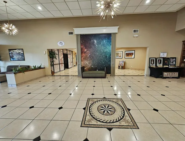 Clarion Inn & Suites Roswell hotel detail image 4