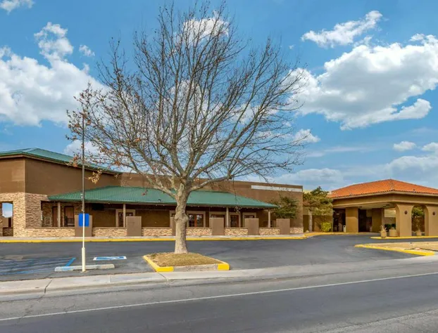 Clarion Inn & Suites Roswell hotel detail image 1