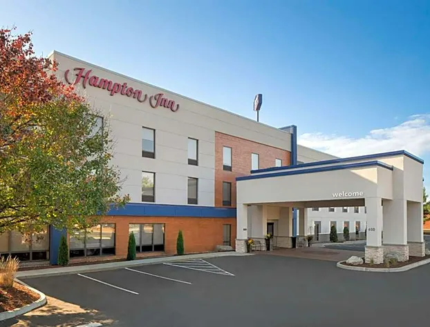 Hampton Inn Chicopee/Springfield hotel detail image 1