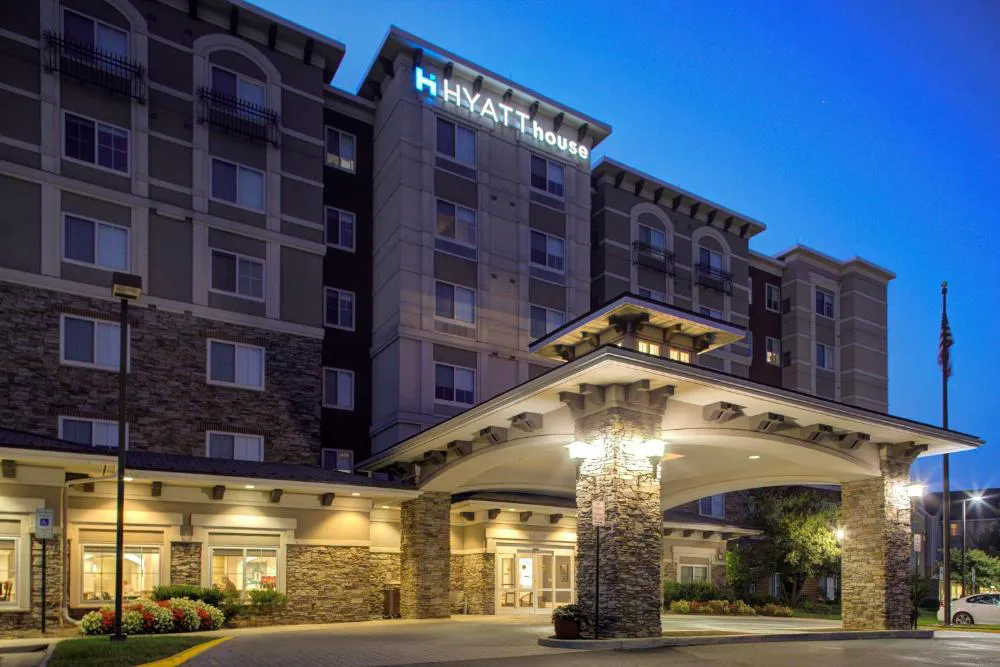 HYATT house Sterling/Dulles Airport-North hotel hero