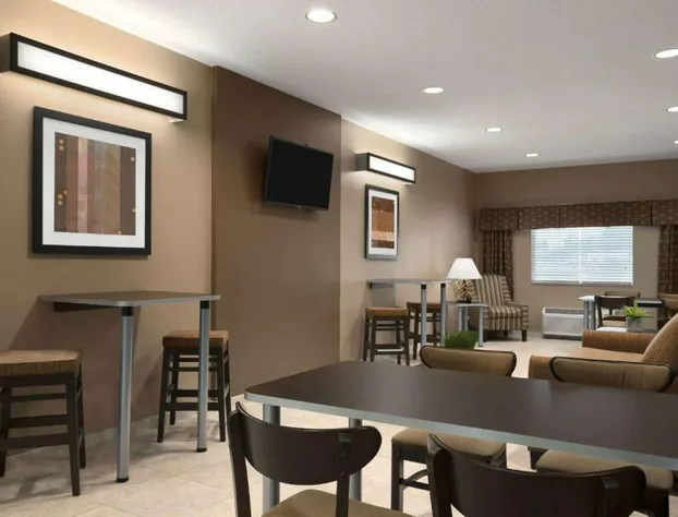 Sonesta Essential Fairmont hotel detail image 4