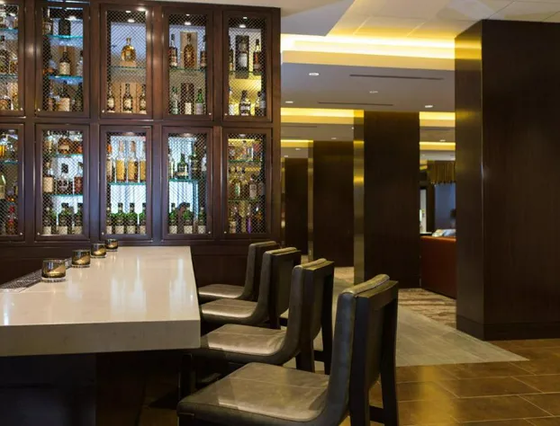 Calgary Marriott Downtown Hotel hotel detail image 2