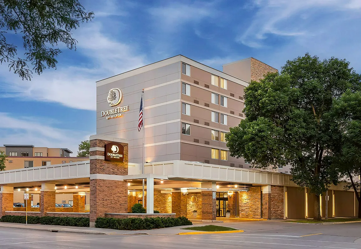 DoubleTree by Hilton Madison Downtown hotel hero