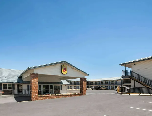 Super 8 by Wyndham Susanville hotel detail image 2