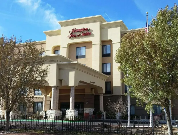 Hampton Inn & Suites Albuquerque-Coors Road hotel detail image 1