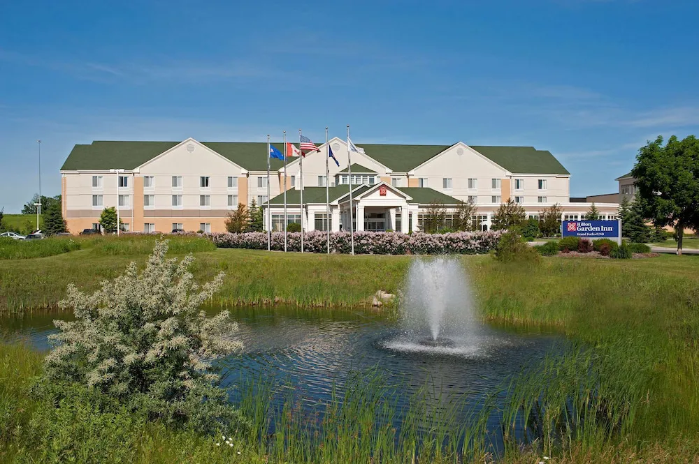 Hilton Garden Inn Grand Forks - UND hotel hero