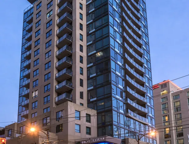 Hotel Blu Vancouver hotel detail image 4