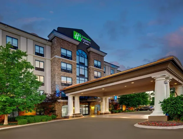 Holiday Inn Express Hotel and Suites Nashville-Opryland by IHG hotel detail image 3