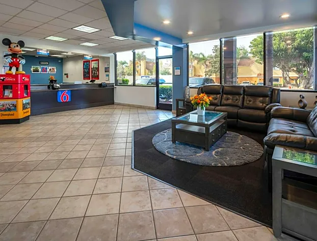 Motel 6 Anaheim Maingate hotel detail image 3