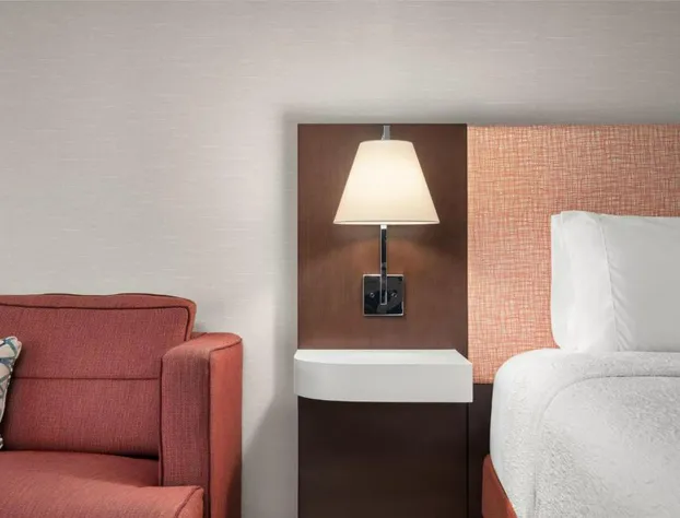 Hampton Inn & Suites Fresno hotel detail image 2