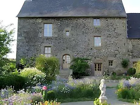 The Henry Collins Inn hotel detail image 4