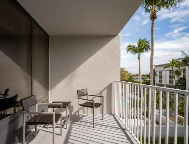 Courtyard by Marriott - Naples hotel detail image 4