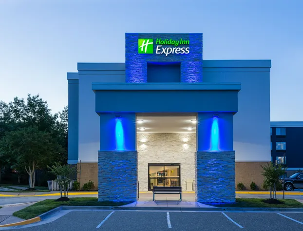 Holiday Inn Express Lorton by IHG hotel detail image 1