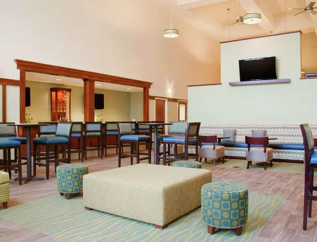 Hampton Inn & Suites Providence/Warwick-Airport hotel detail image 1